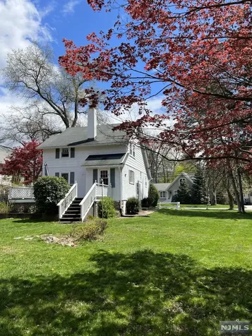 176 Park Avenue Allendale NJ 07401