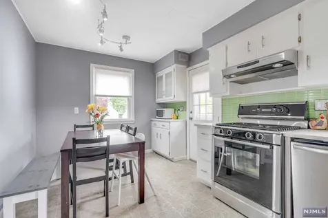 30 Blum Lane Nutley NJ 07110