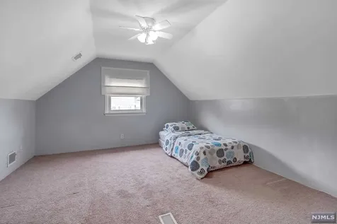 30 Blum Lane Nutley NJ 07110