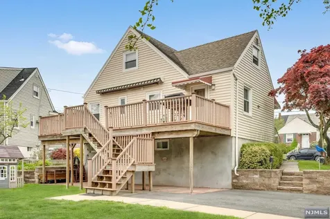 30 Blum Lane Nutley NJ 07110