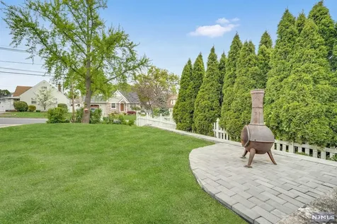 30 Blum Lane Nutley NJ 07110