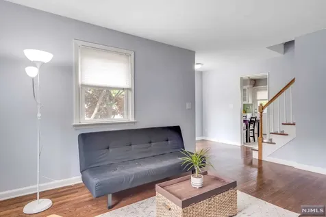 30 Blum Lane Nutley NJ 07110