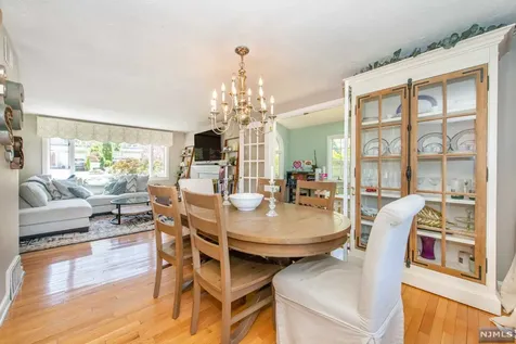 29 Stuart Street Waldwick NJ 07463