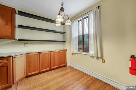 100 E Palisade Avenue Englewood NJ 07631