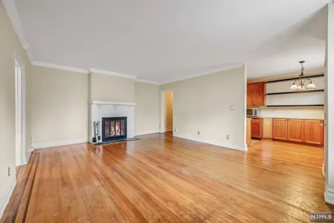 100 E Palisade Avenue Englewood NJ 07631