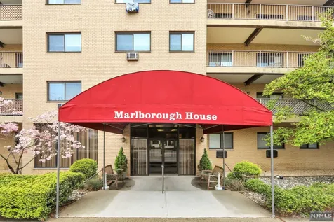 44 S Main Street Lodi NJ 07644