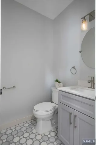 446 Washington Avenue Montclair NJ 07042
