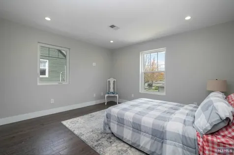 446 Washington Avenue Montclair NJ 07042