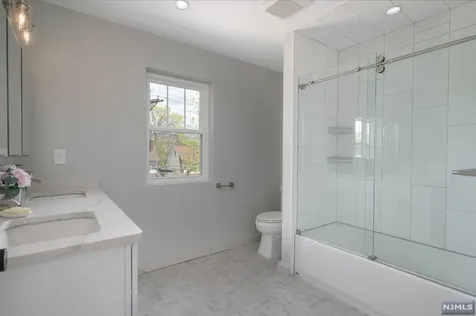 446 Washington Avenue Montclair NJ 07042