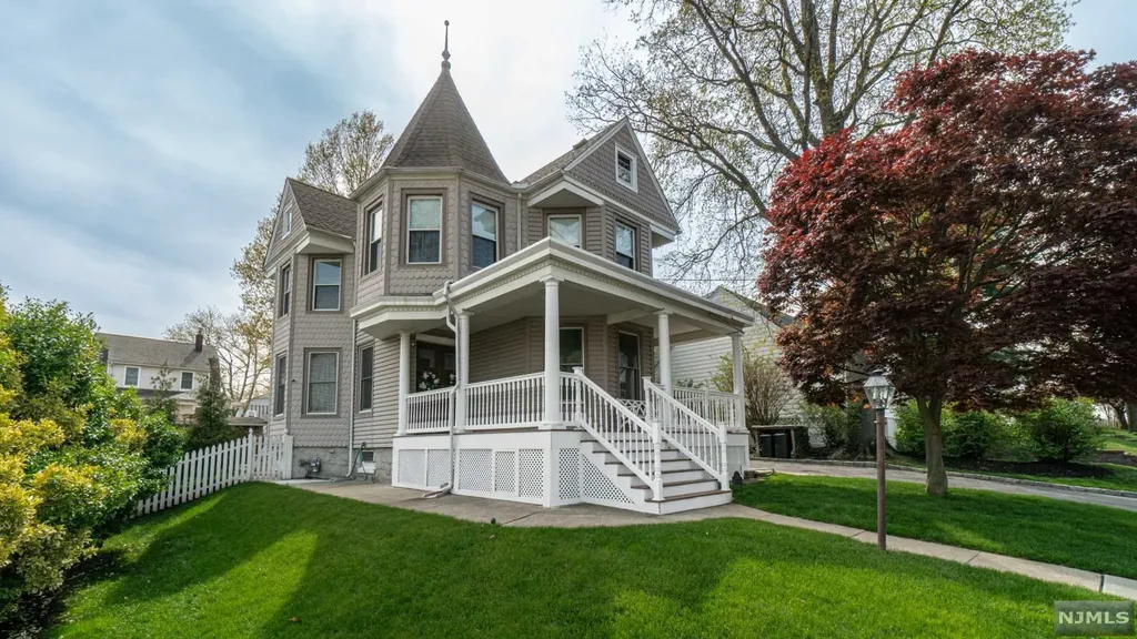 334 Harrison Avenue Hasbrouck Heights NJ 07604