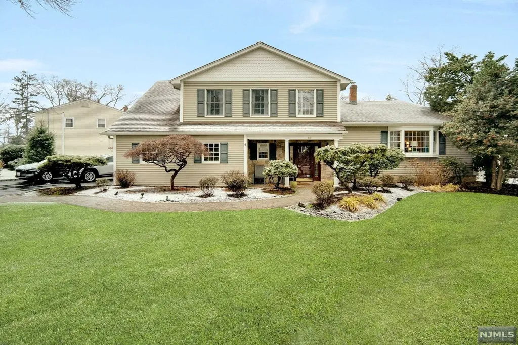 69 Maryland Road Paramus NJ 07652