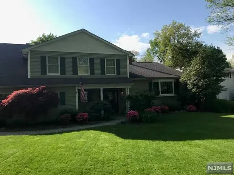69 Maryland Road Paramus NJ 07652