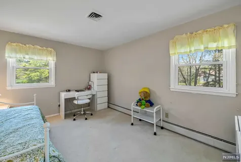 29 Van Orden Road Harrington Park NJ 07640
