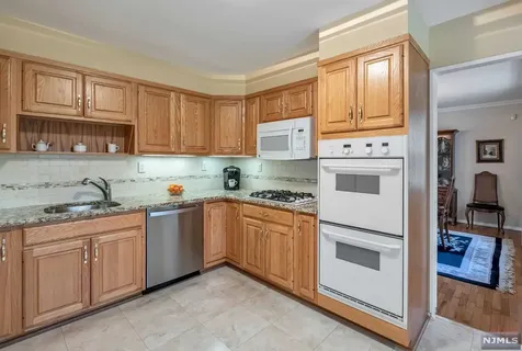 29 Van Orden Road Harrington Park NJ 07640