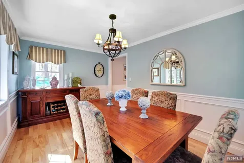 370 Litchfield Street Ridgewood NJ 07450