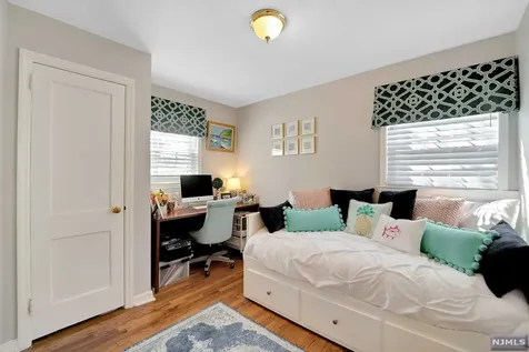 370 Litchfield Street Ridgewood NJ 07450