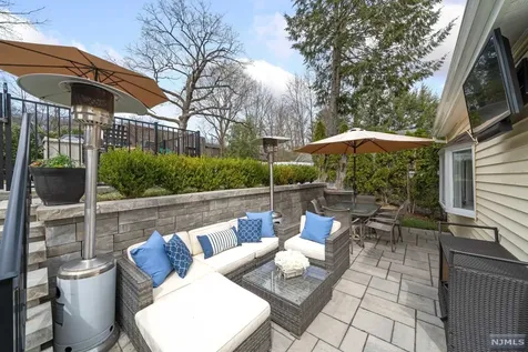 200 Oak Street Ridgewood NJ 07450