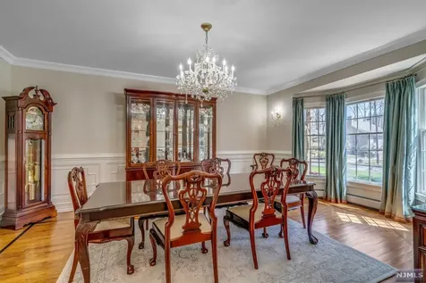 17 Hemlock Hill Road Upper Saddle River NJ 07458