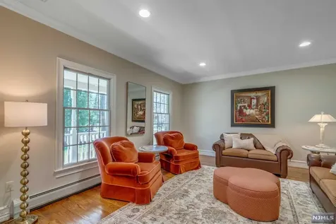 17 Hemlock Hill Road Upper Saddle River NJ 07458