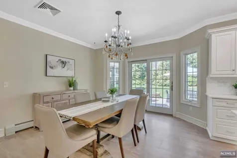 17 Hemlock Hill Road Upper Saddle River NJ 07458