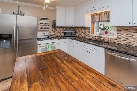 45 E Grand Avenue Montvale NJ 07645