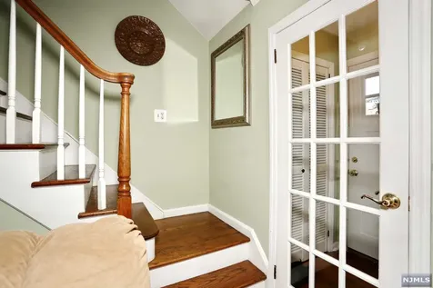 22 Richard Drive Waldwick NJ 07463