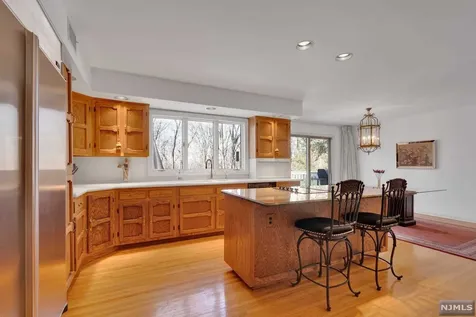 16 Baldwin Road Saddle River NJ 07458