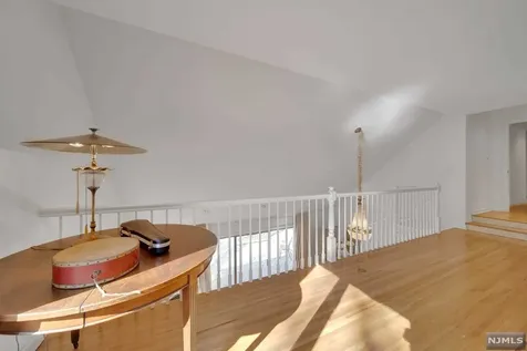 16 Baldwin Road Saddle River NJ 07458