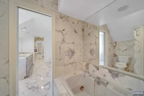 16 Baldwin Road Saddle River NJ 07458