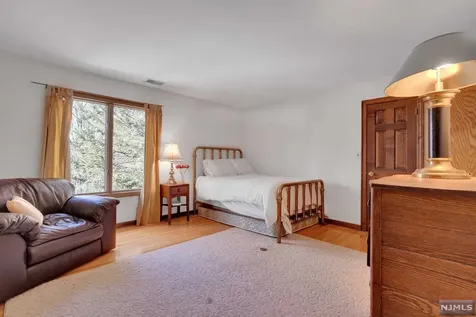 16 Baldwin Road Saddle River NJ 07458