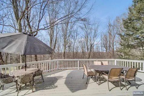 16 Baldwin Road Saddle River NJ 07458
