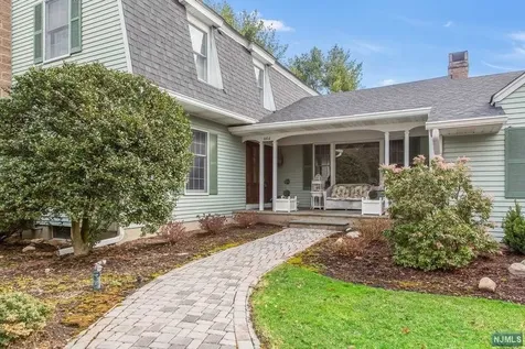 668 Farmdale Road Franklin Lakes NJ 07417