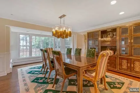 668 Farmdale Road Franklin Lakes NJ 07417