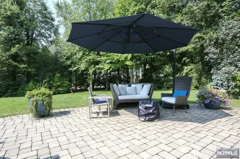 31 Old Farms Road Woodcliff Lake NJ 07677