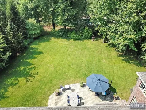 31 Old Farms Road Woodcliff Lake NJ 07677