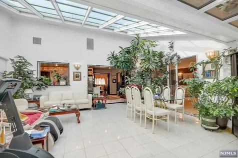 32 Bodie Road Wayne NJ 07470