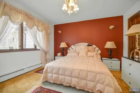 32 Bodie Road Wayne NJ 07470