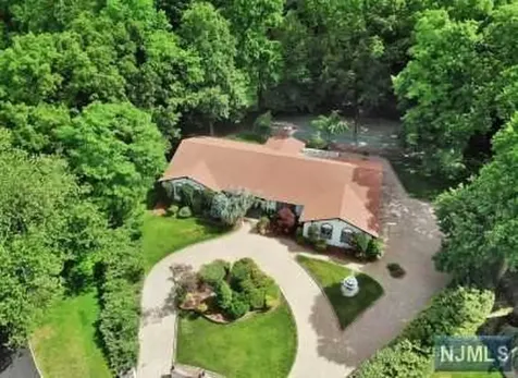 32 Bodie Road Wayne NJ 07470