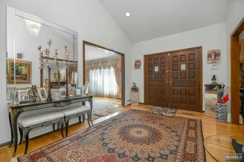 32 Bodie Road Wayne NJ 07470