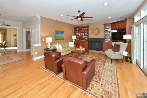 715 Hillcrest Road Ridgewood NJ 07450
