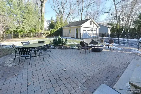 715 Hillcrest Road Ridgewood NJ 07450