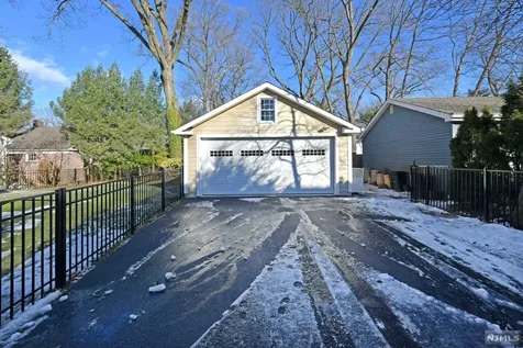 715 Hillcrest Road Ridgewood NJ 07450