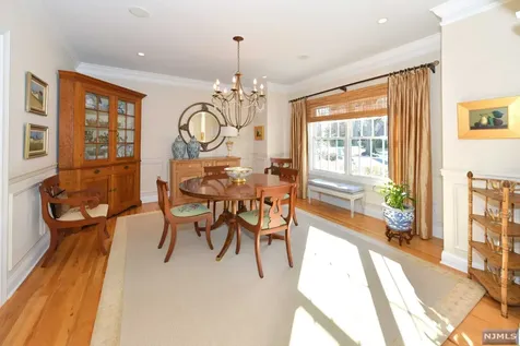 715 Hillcrest Road Ridgewood NJ 07450