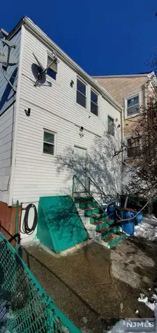 98 Murray Avenue Paterson NJ 07501