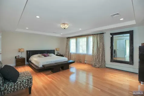 47 Euclid Road Fort Lee NJ 07024