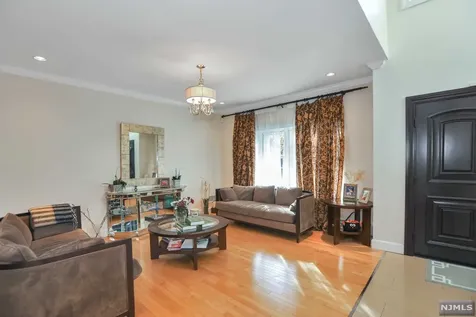 47 Euclid Road Fort Lee NJ 07024