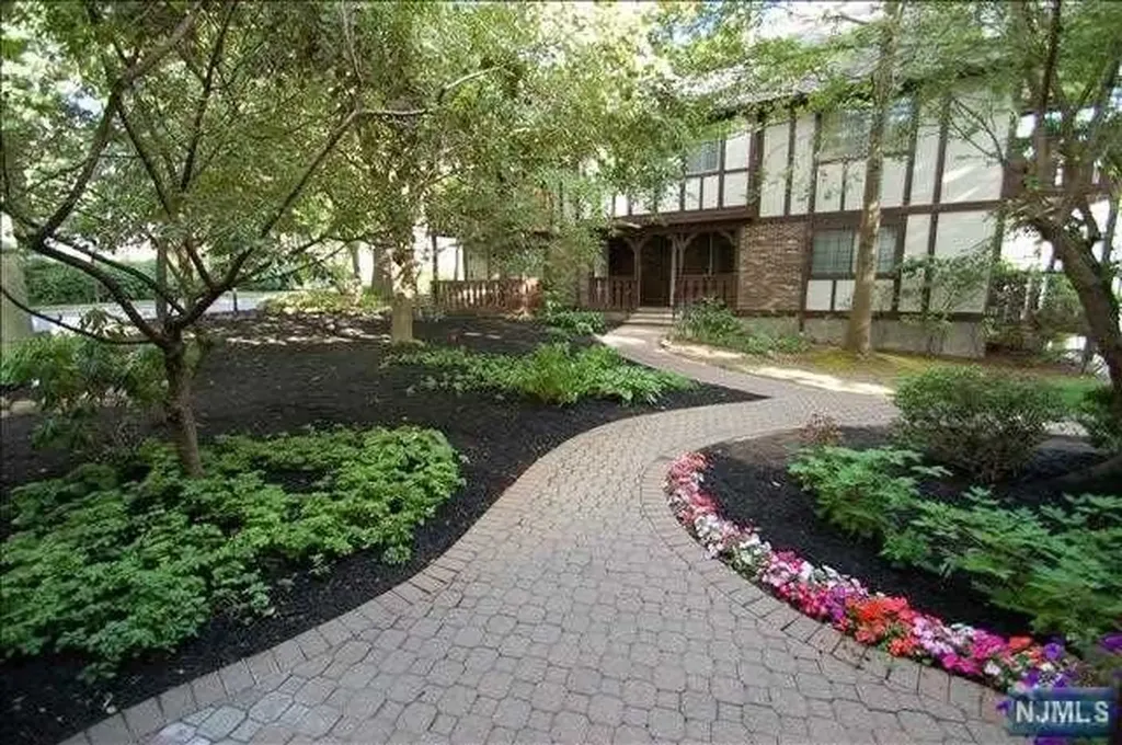 3411 Whittier Court Mahwah NJ 07430