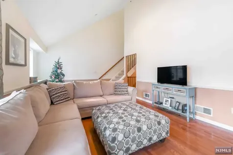 3411 Whittier Court Mahwah NJ 07430