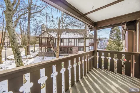 3411 Whittier Court Mahwah NJ 07430