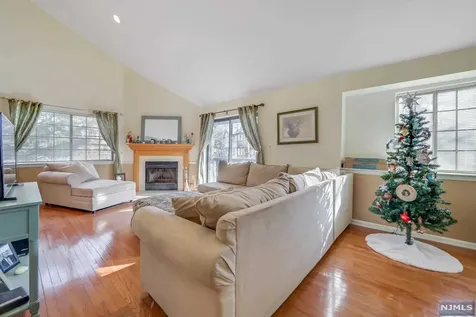 3411 Whittier Court Mahwah NJ 07430